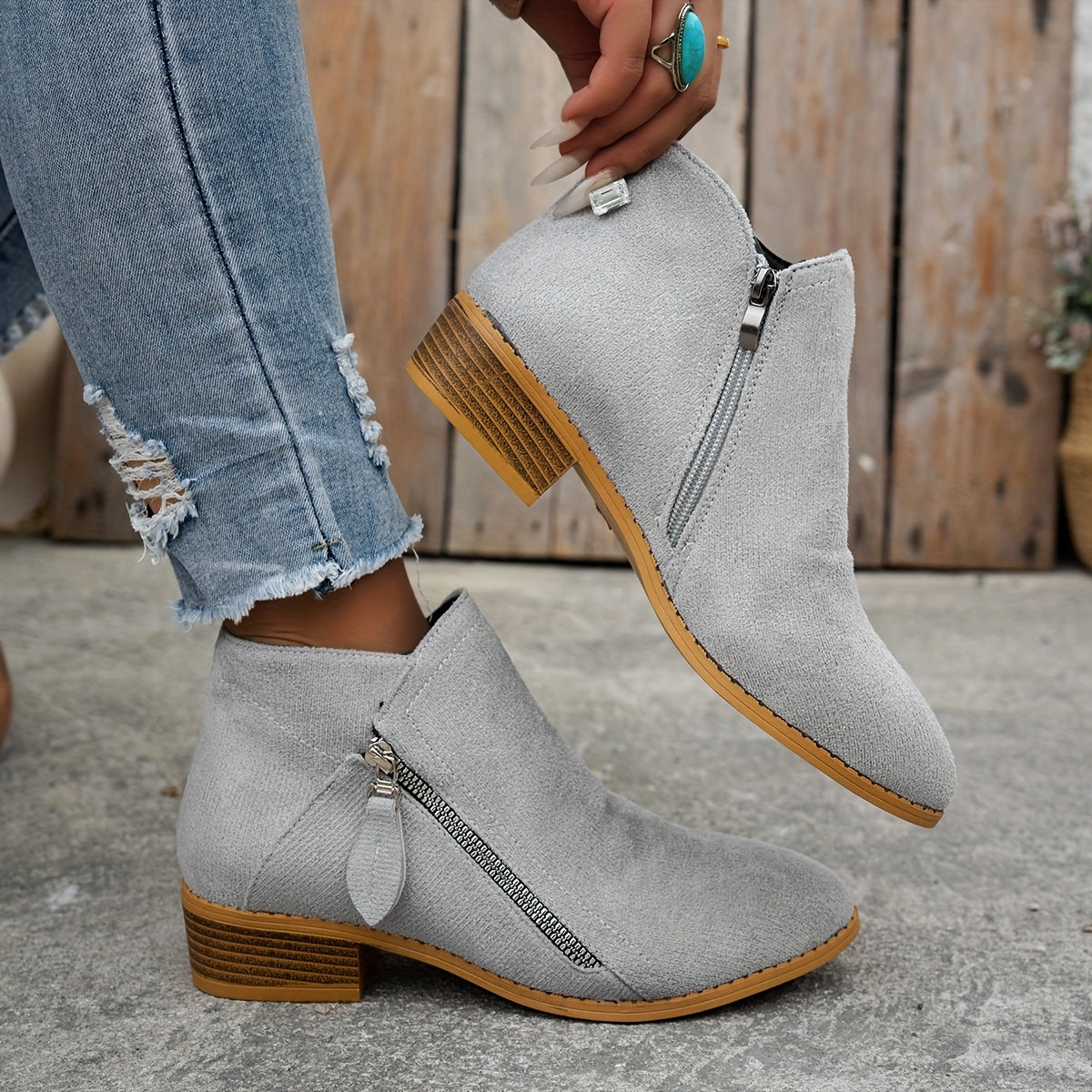 Noinín – Elegant Orthopedic Shoes for Women