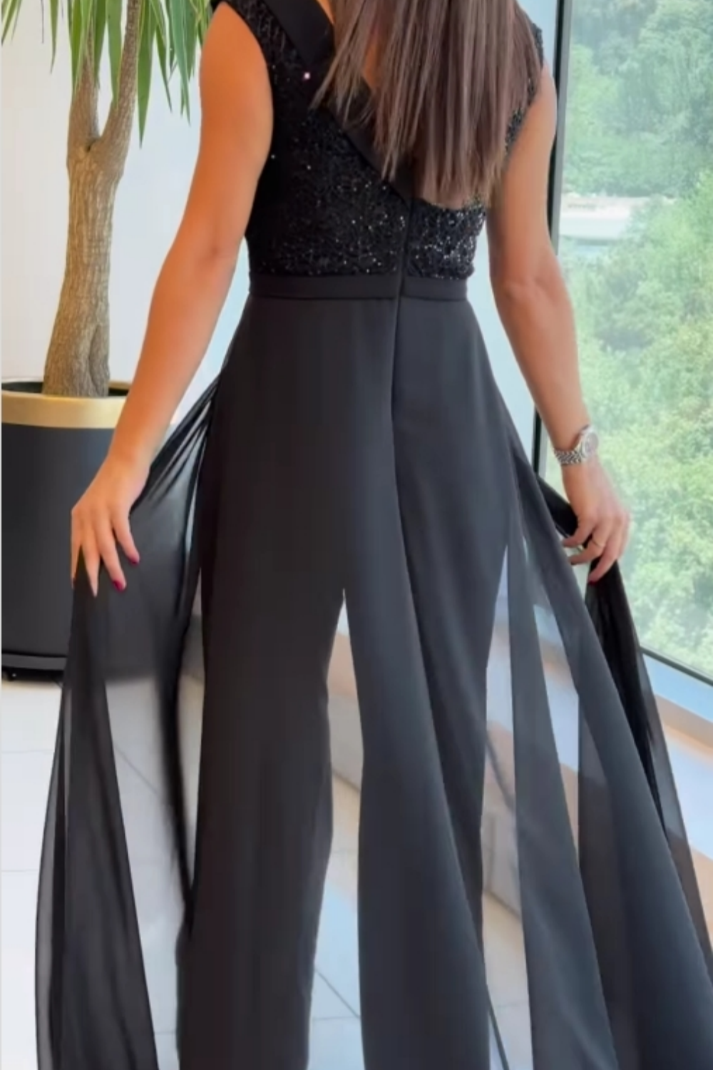 Serena – Sleeveless Jumpsuit