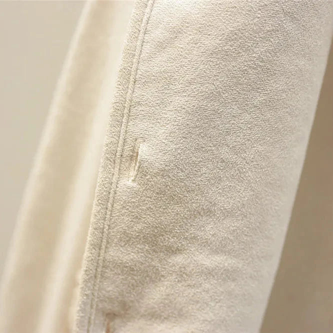Lirien – Classic Knit Cardigan