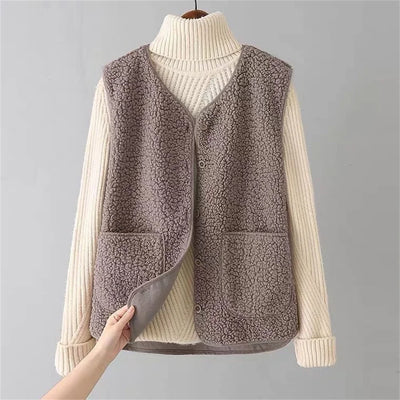 Lirien – Classic Knit Cardigan