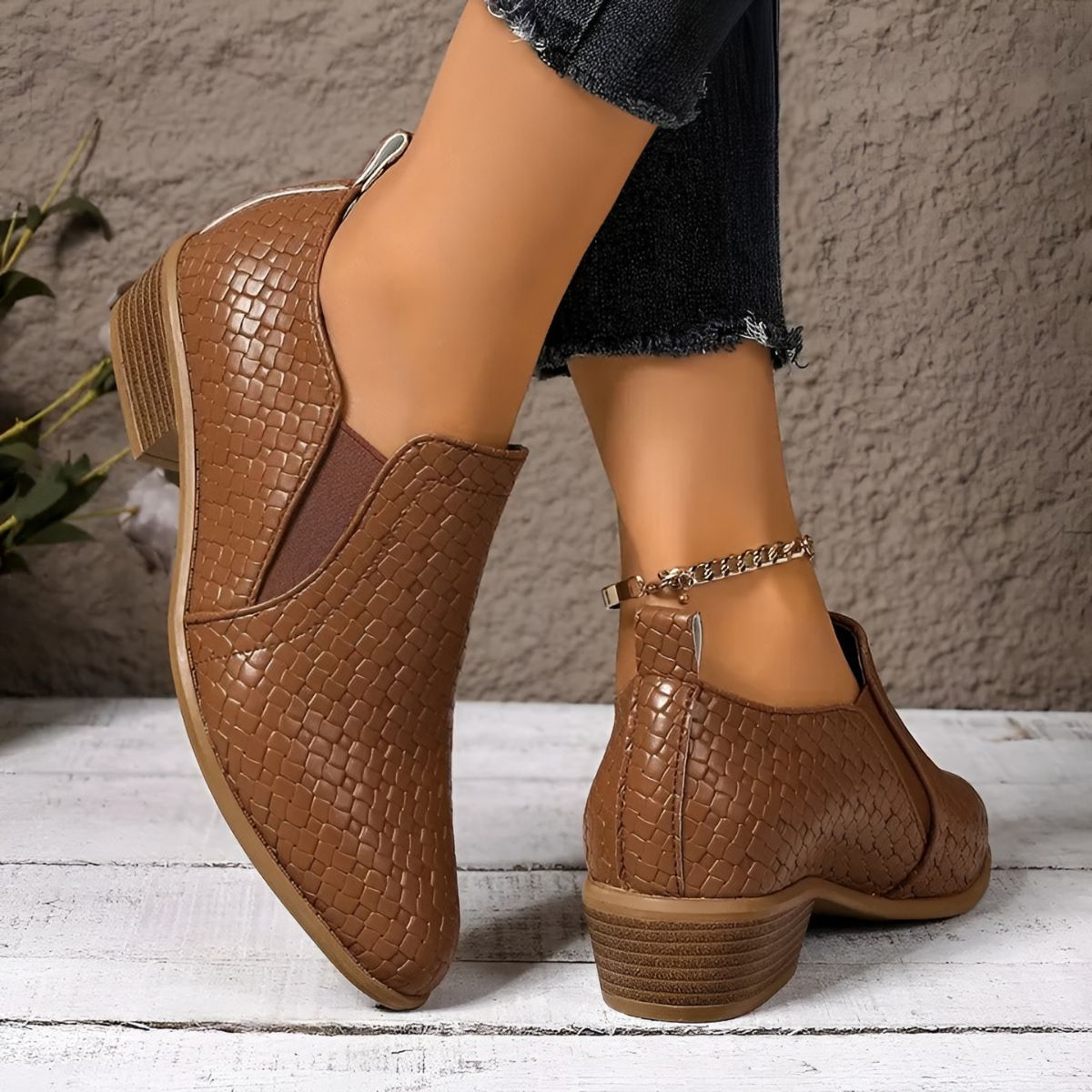 Deirdre – Vegan Leather Oxford Shoes