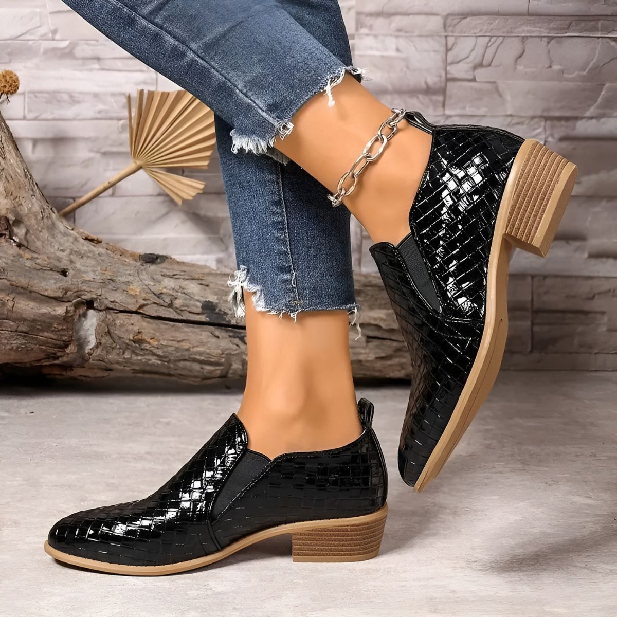 Deirdre – Vegan Leather Oxford Shoes
