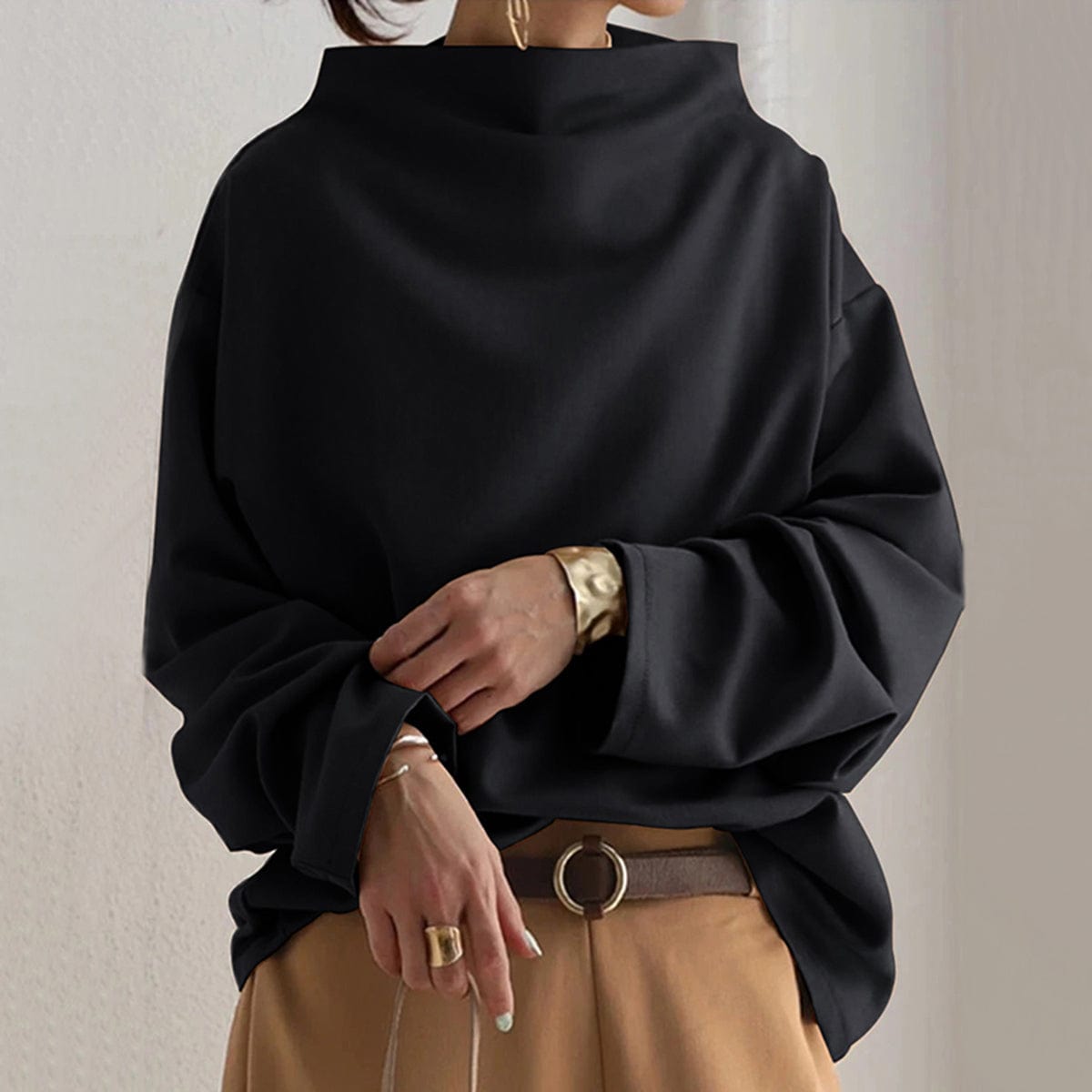 Eithne – Chic High Neck Pullover