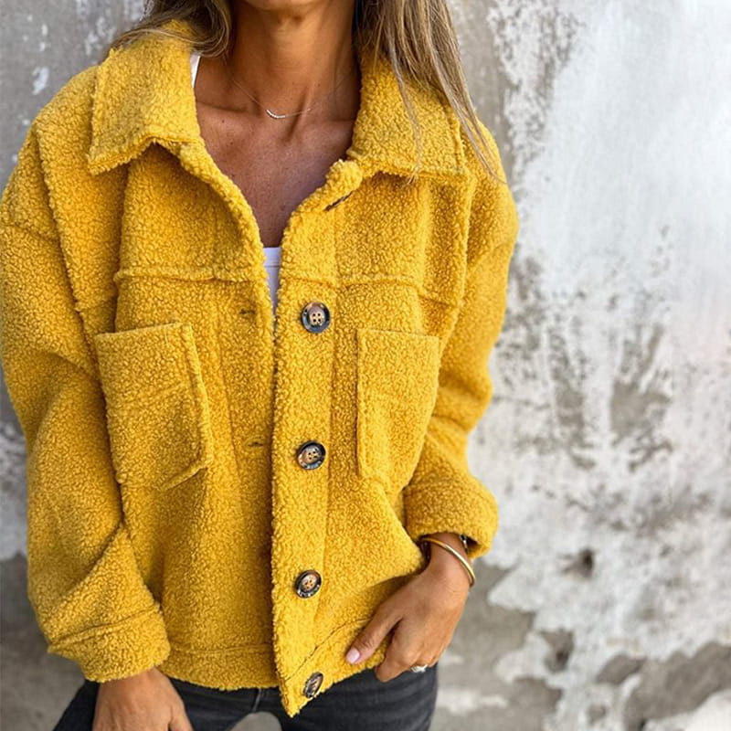 Étaín – Warm Buttoned Short Jacket