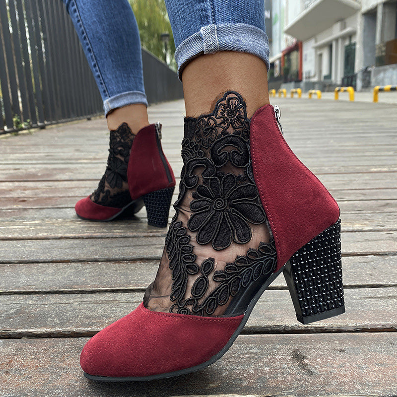 Treise – Elegant Lace High Heels