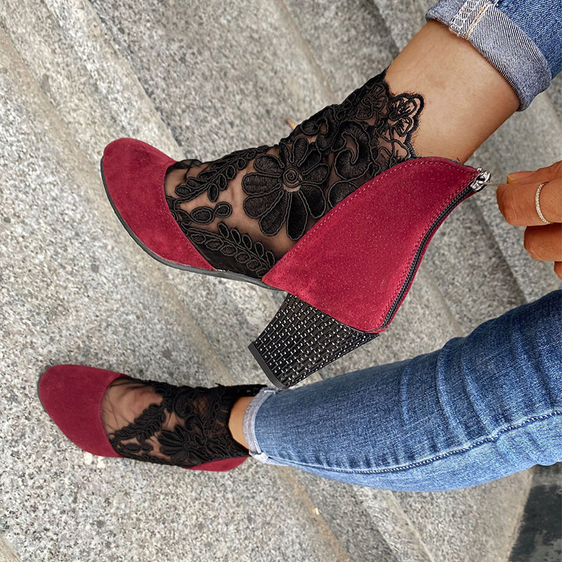 Treise – Elegant Lace High Heels